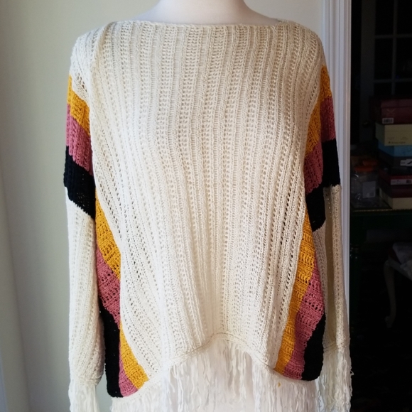 Velzera  Fringed Color Block Sweater - Picture 2 of 7